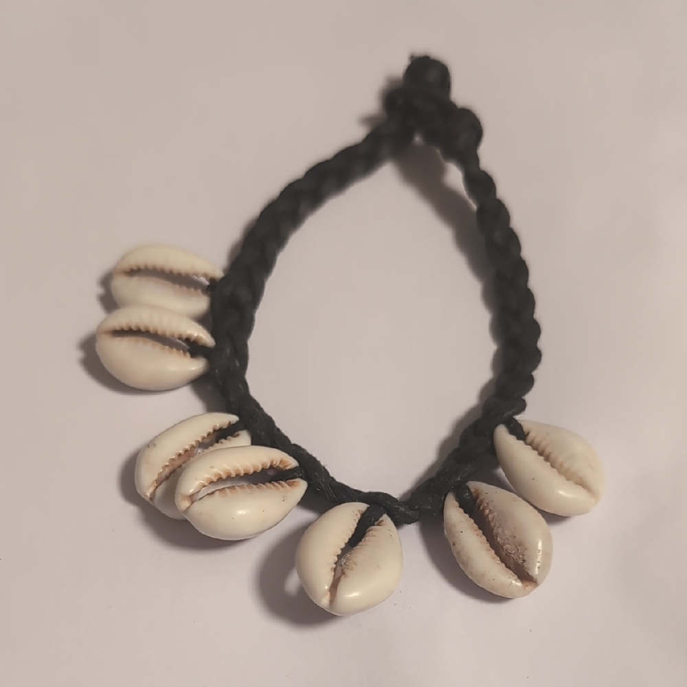 Black and Cream Shell Braided Leather Bracelet‎ Jewelry